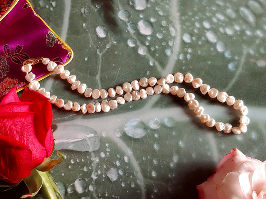 Biwa pearl necklace with 14k gold clasp