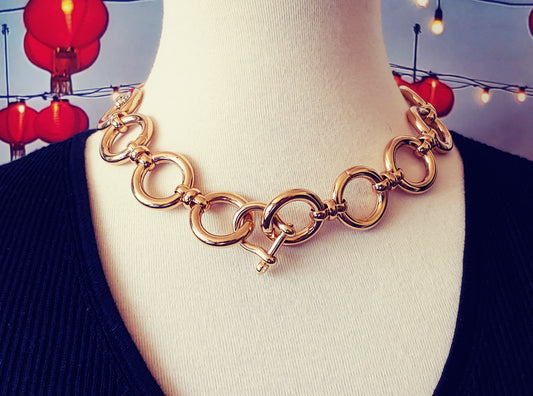 Circle statement  chain necklace