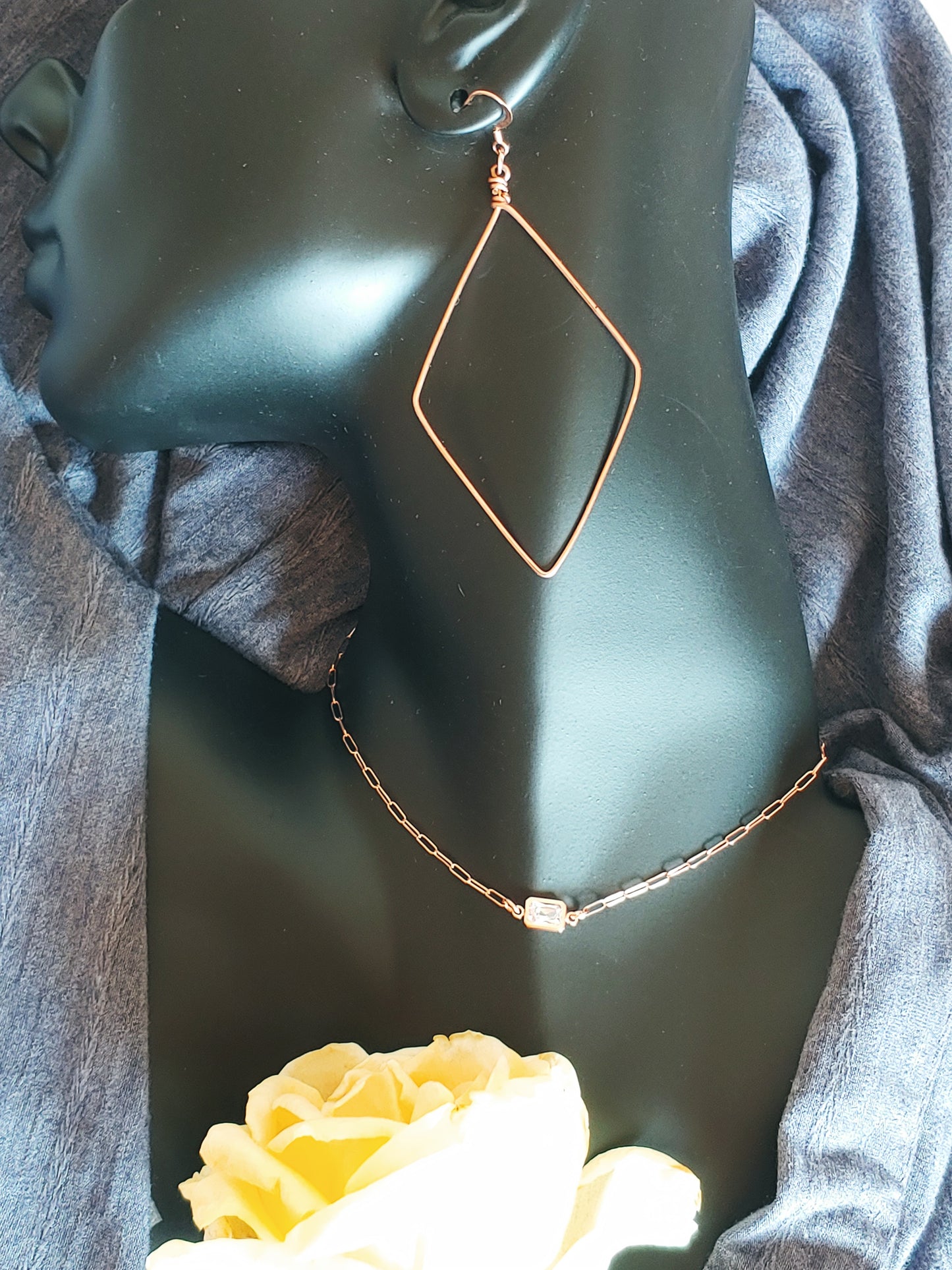 Diamond shaped no slip hoop earrings