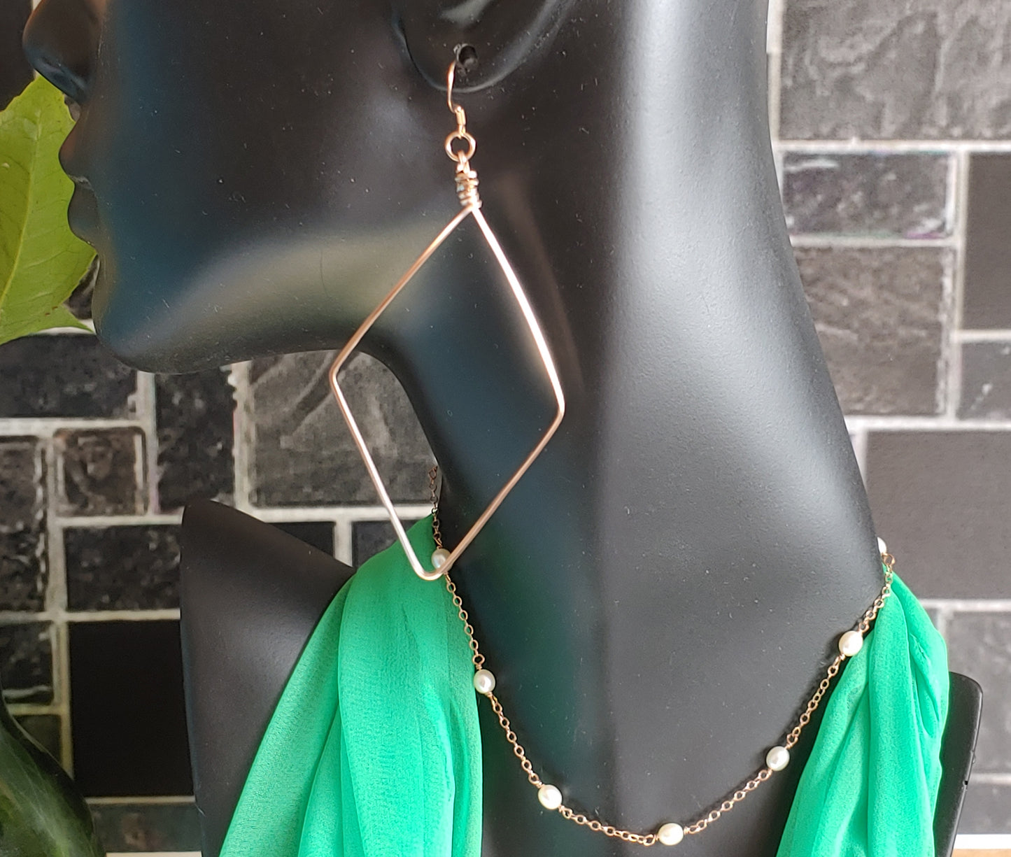 Rose gold filled freshwater pearl tin cup necklace