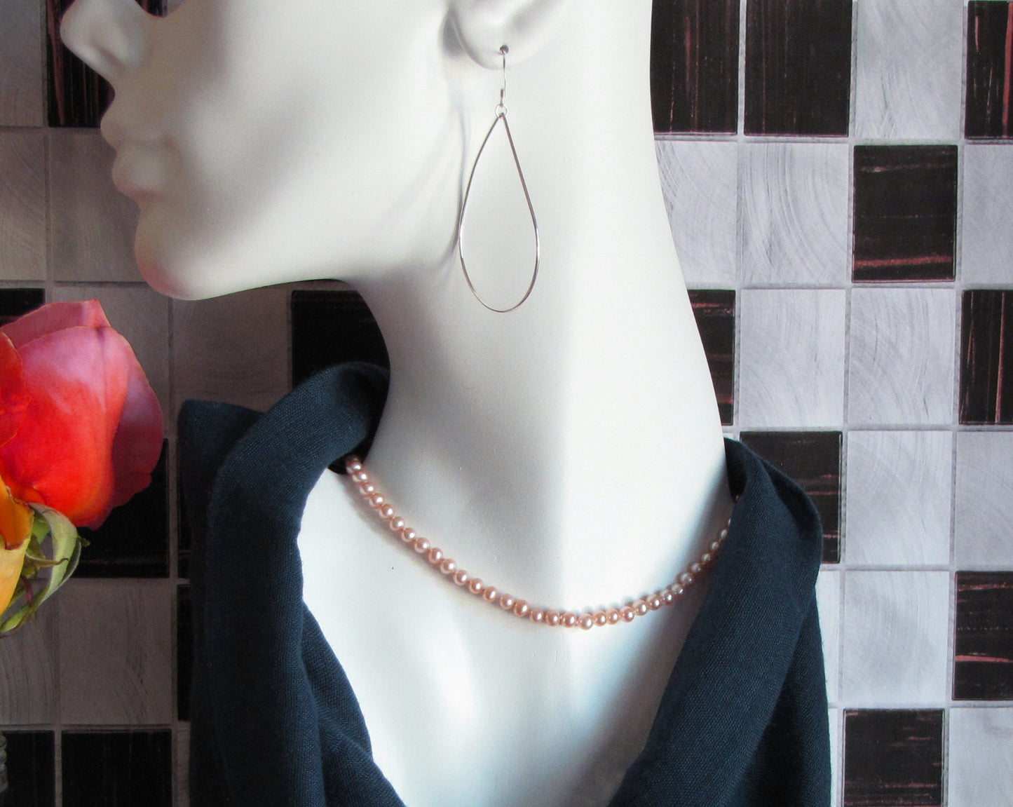 Salmon colored freshwater pearl necklace