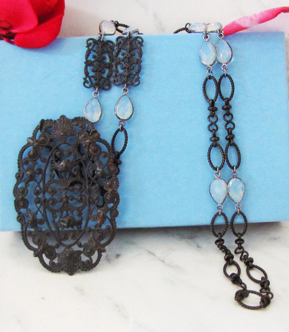 Marquis pendant necklace