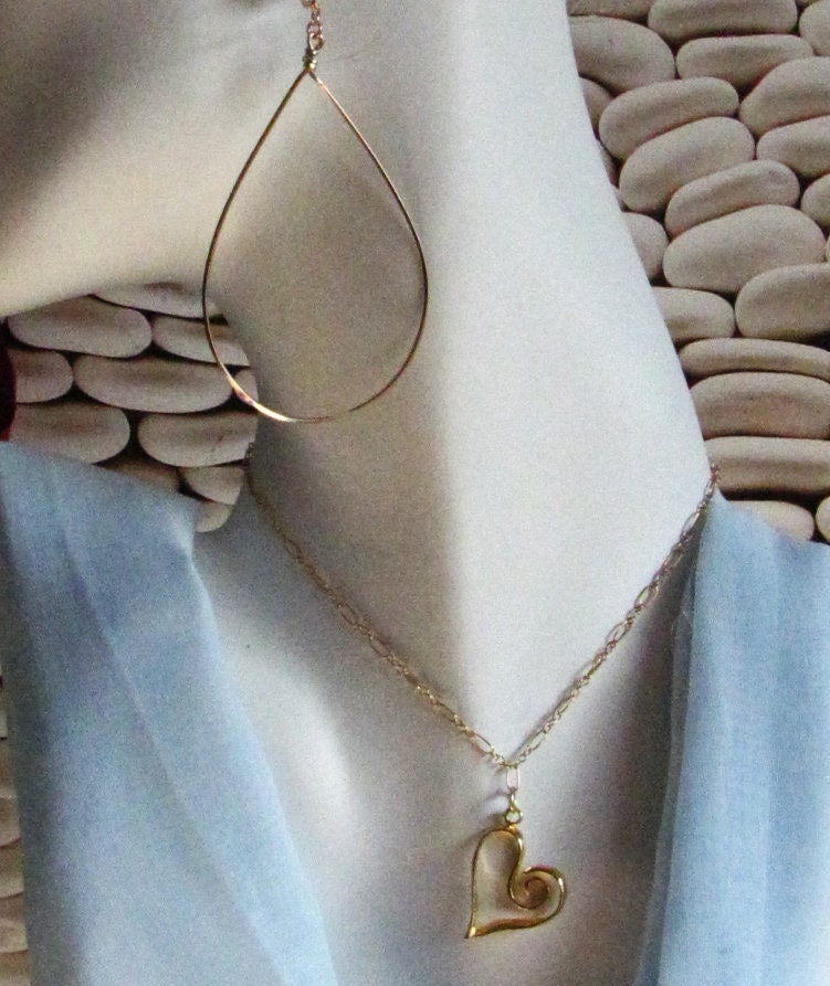 Teardrop hoop earrings in square wire