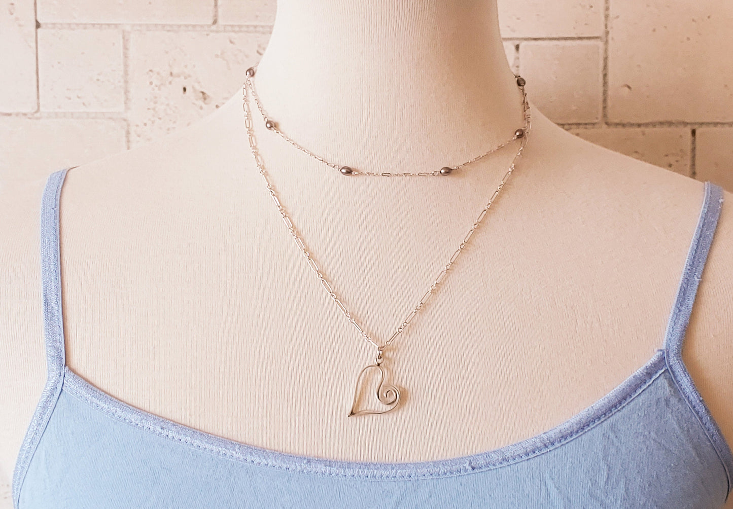 Heart pendant necklace