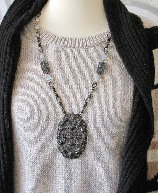 Marquis pendant necklace