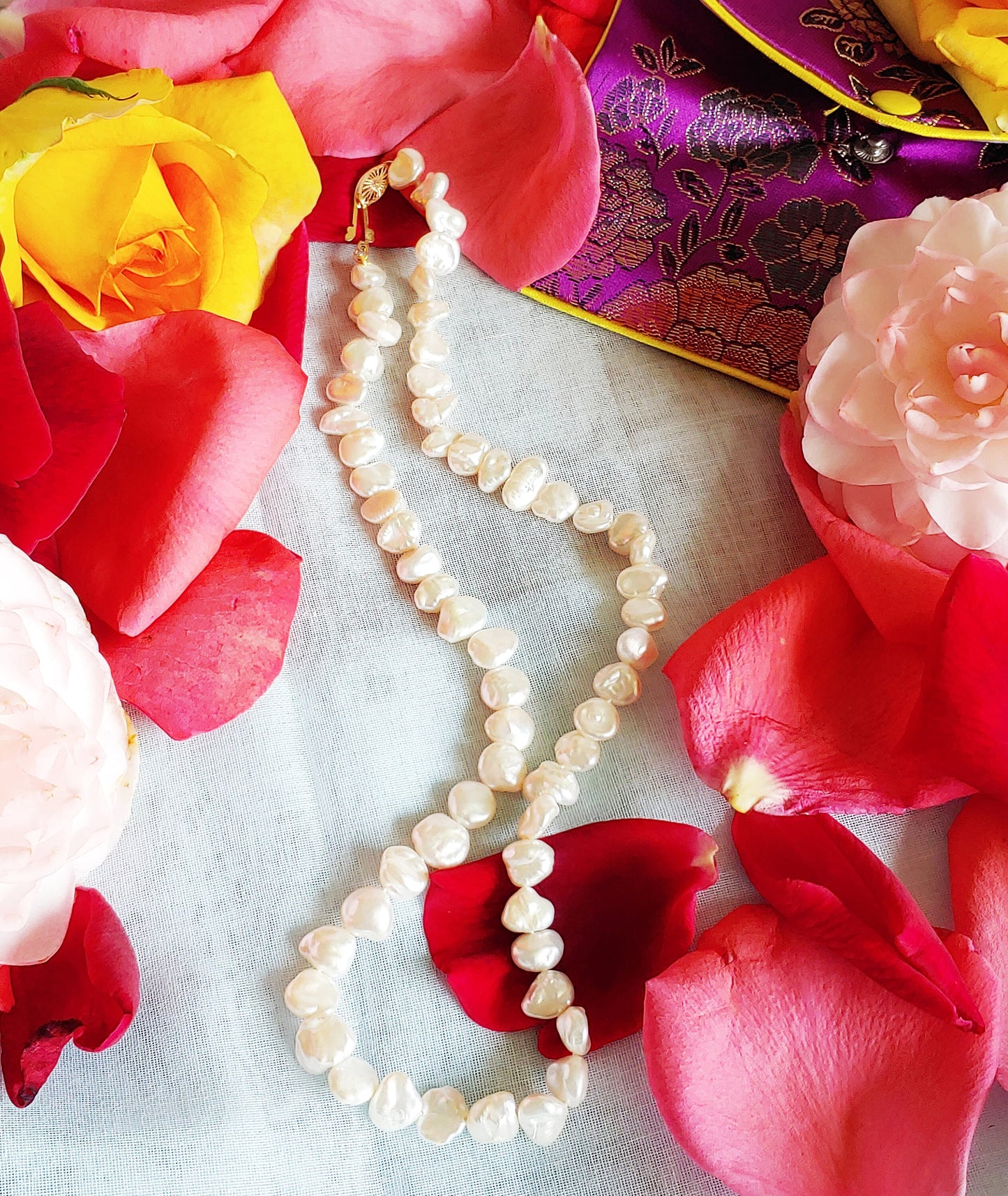 Biwa pearl necklace with 14k gold clasp