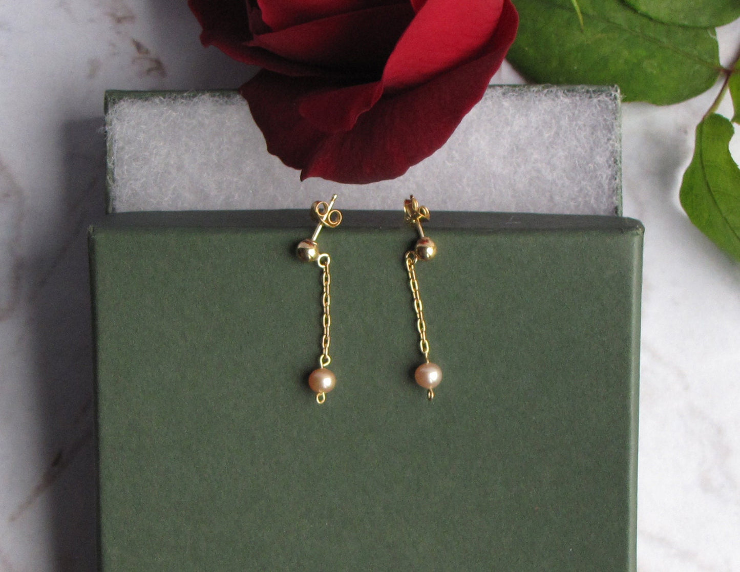 Freshwater pearl tin cup necklace with pearl dangle drop earrings