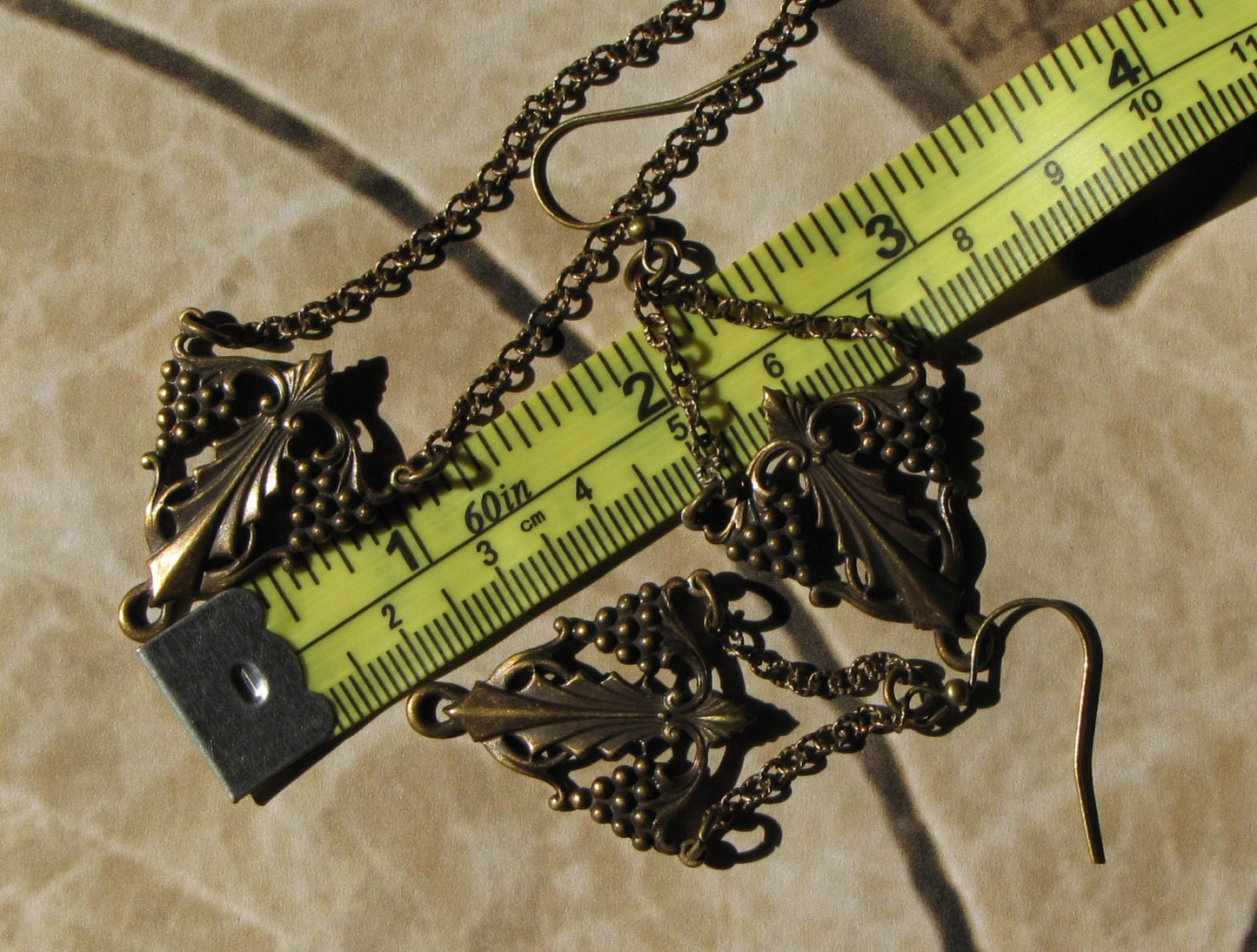 Small grape leaf pendant necklace and matching earring set